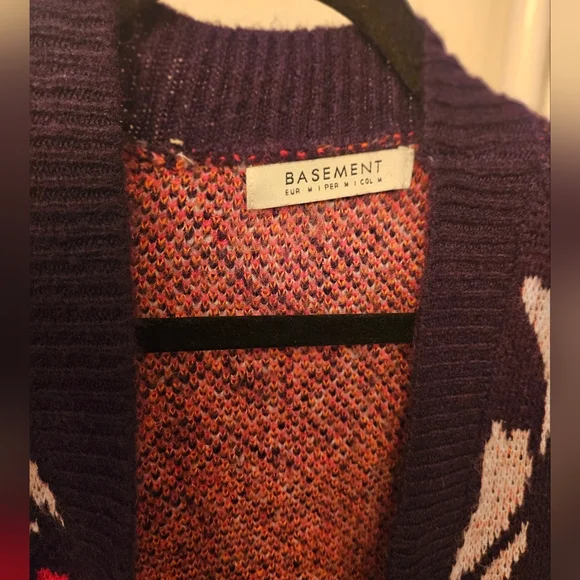 Vintage Euro 70s Basement Wrap - Picture 2 of 6